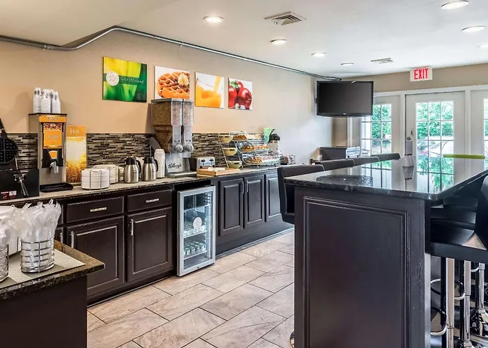 Quality Inn University Area Auburn