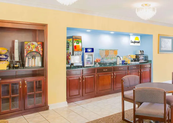 Days Inn By Wyndham Andalusia