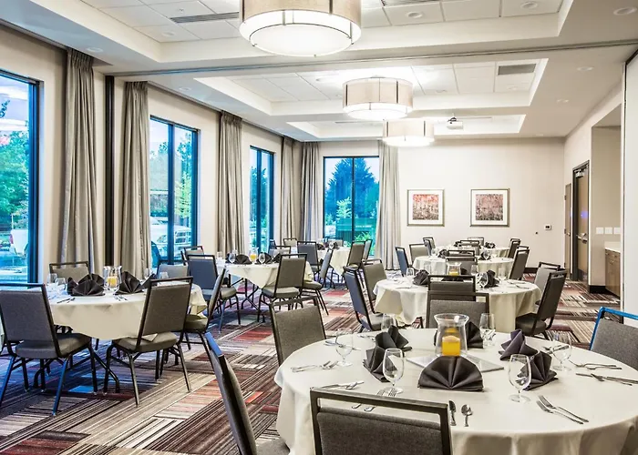 Holiday Inn Portland West - Hillsboro By Ihg