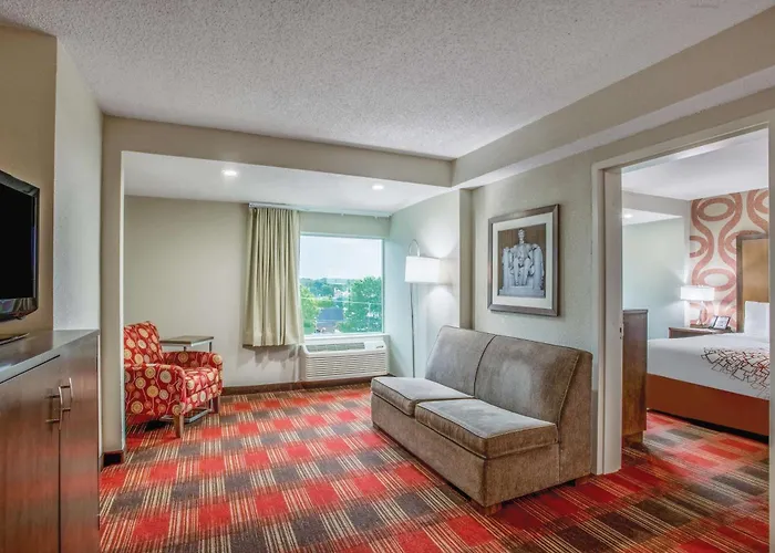 Capitol Heights Hotels