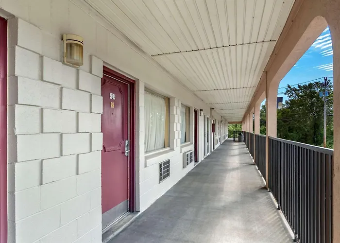 Econo Lodge Easton Route 50