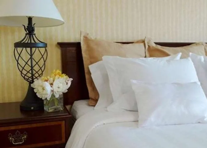 Red Lion Hotel Hartford