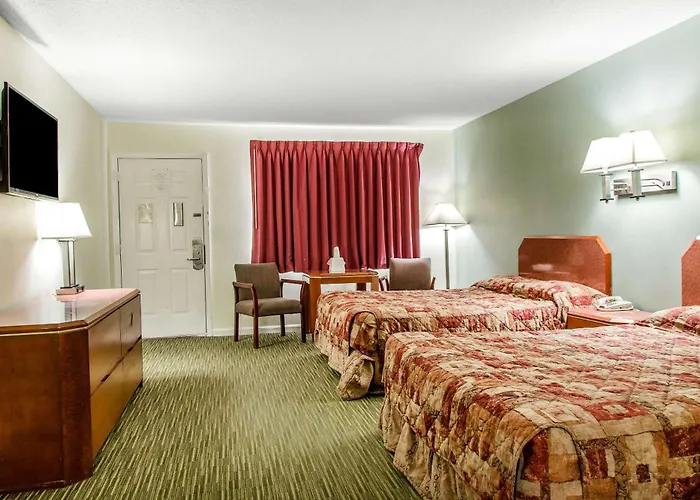 Rodeway Inn Groton - New London