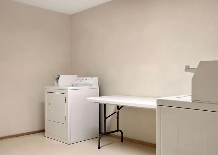 Travelodge By Wyndham Fort Scott