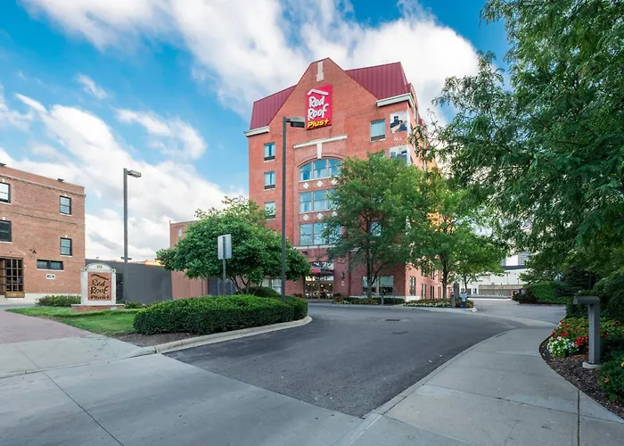 Red Roof Inn Plus+ Columbus Downtown - Convention Center