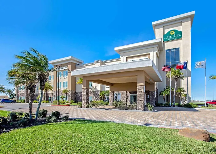 La Quinta By Wyndham Corpus Christi - Portland Hotel