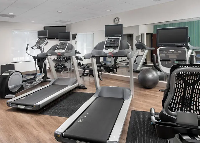 Holiday Inn Express Uvalde By Ihg