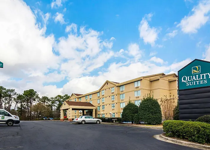 Quality Suites Atlanta Airport East Forest Park
