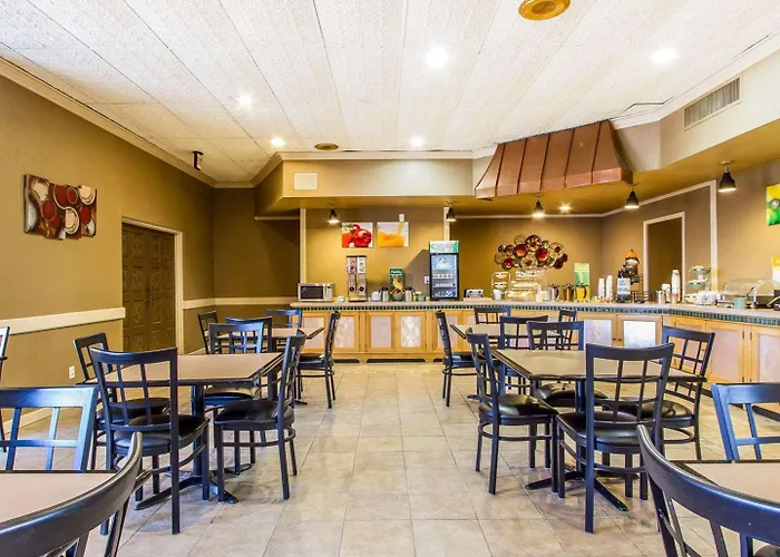 Quality Inn Ada Near University