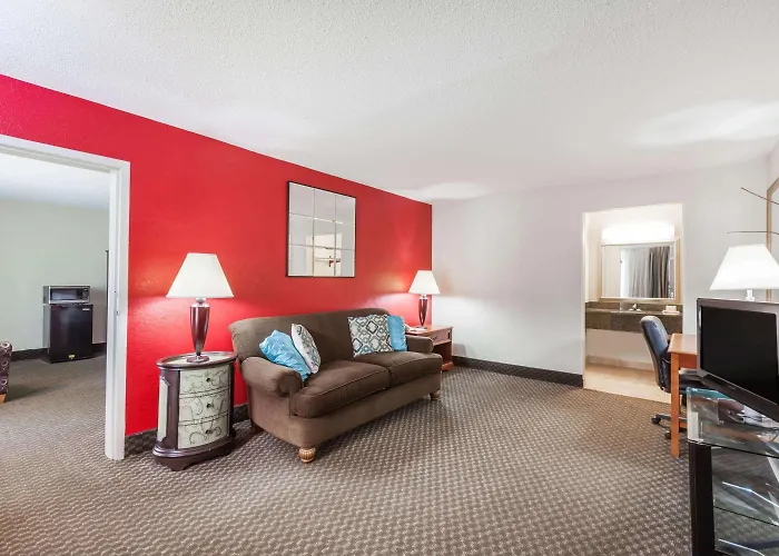 Iberia House & Suites New Iberia