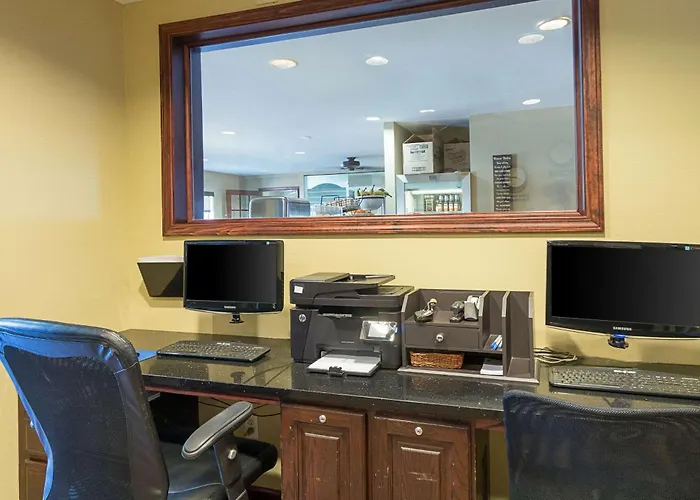 Quality Inn Parkersburg North-Vienna