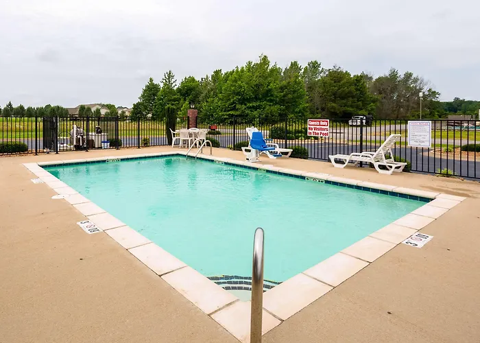 Econo Lodge Inn & Suites Searcy