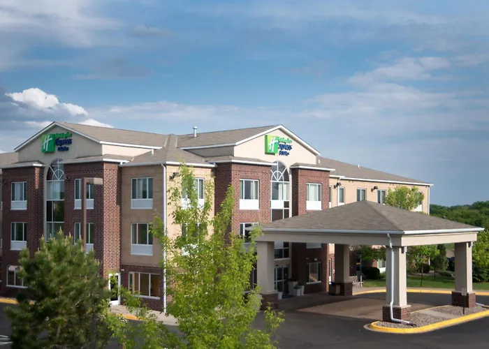 Holiday Inn Express Hotel & Suites Chanhassen By Ihg