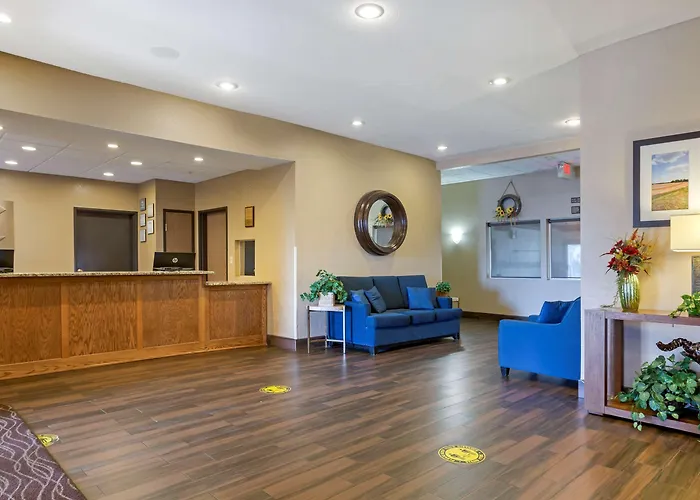 Comfort Inn & Suites Pittsburg Ks