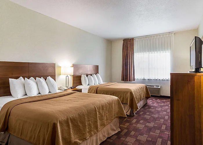 Econo Lodge Luverne I-90