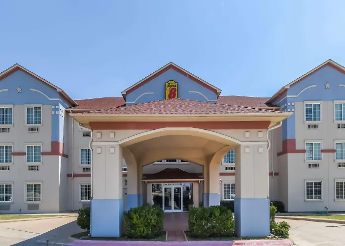 Super 8 By Wyndham Alvarado