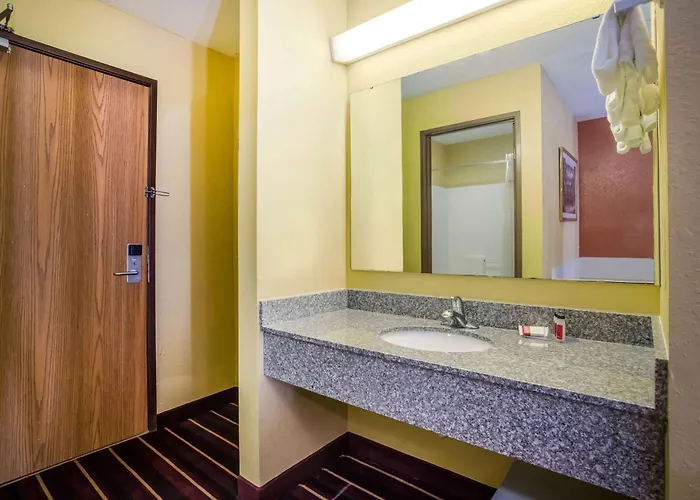 Super 8 By Wyndham Crawfordsville