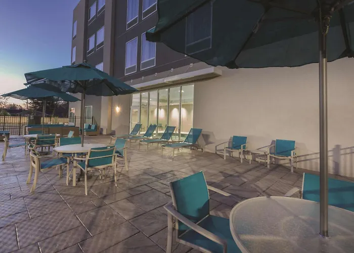 La Quinta By Wyndham Terre Haute