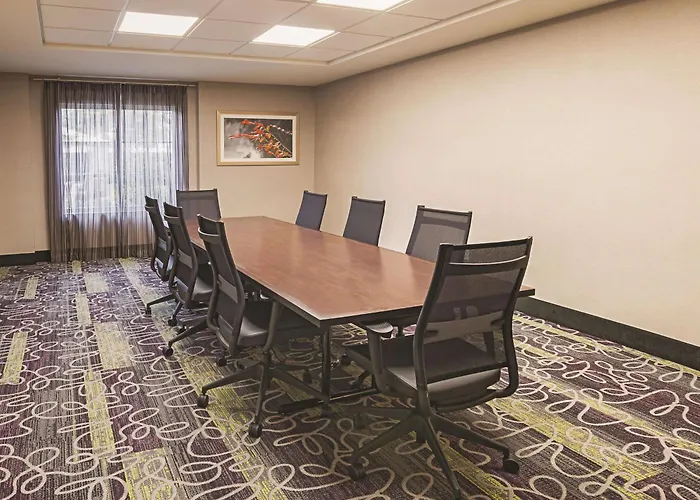 La Quinta By Wyndham Fort Worth City View