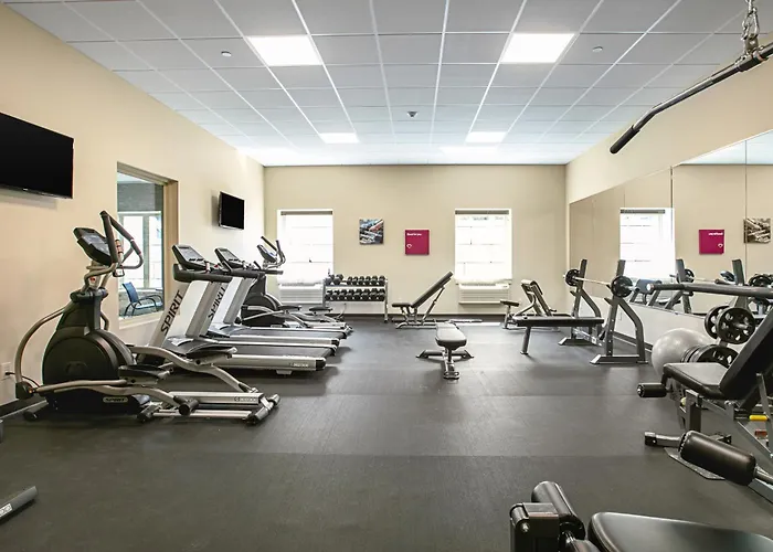 Comfort Suites Fishkill Near Interstate 84