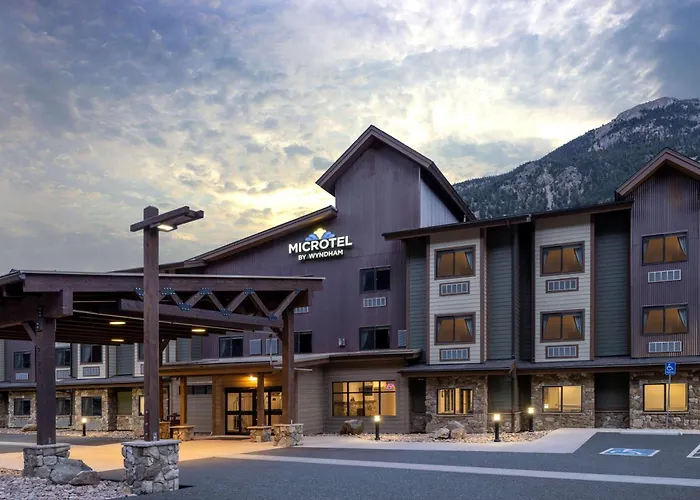 Microtel Inn & Suites By Wyndham Georgetown Lake