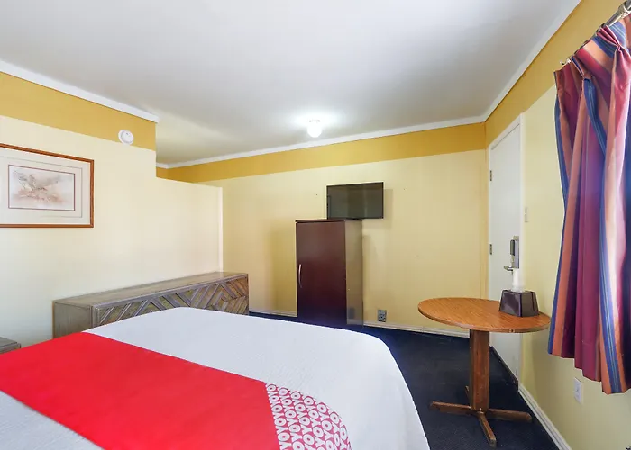 Oyo Alpine Tx Near Big Bend National Park Hotel