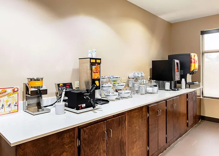 Comfort Inn & Suites Pine Bluff