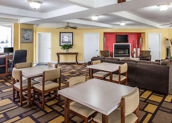 Econo Lodge Byron Near Historic District - Warner Robins