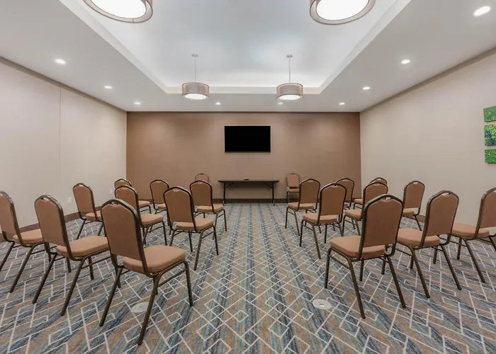 La Quinta Inn And Suites By Wyndham Houston Spring South