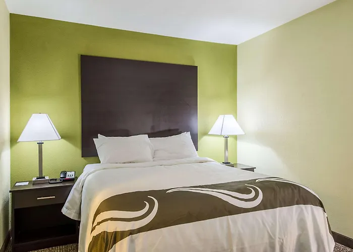 Quality Inn & Suites University Area Muncie