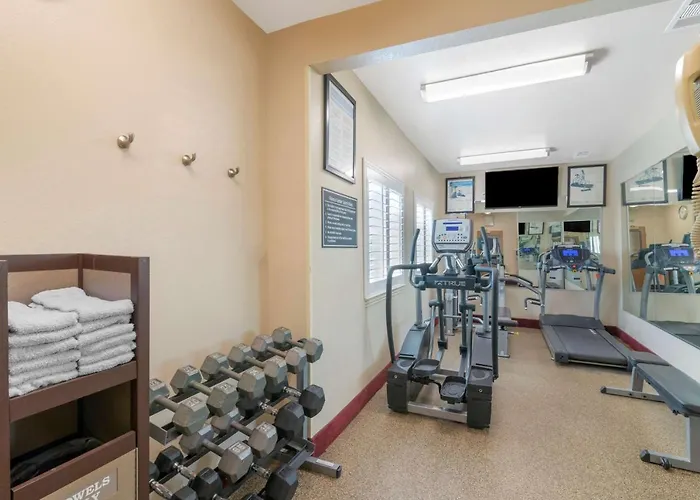 Best Western Plus Denton Inn & Suites