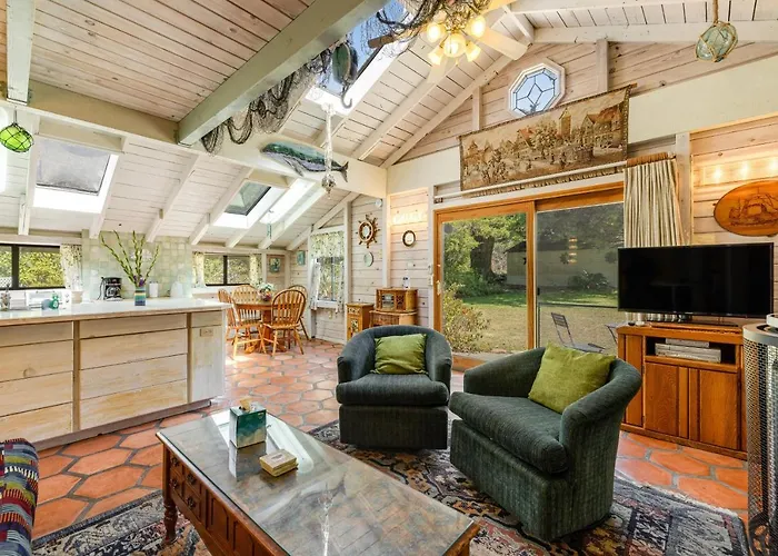 Mendocino Dunes - Dune Flower Inglenook