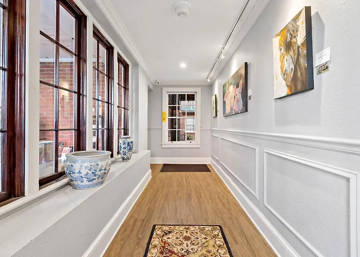 The Monte Vista Hotel Black Mountain