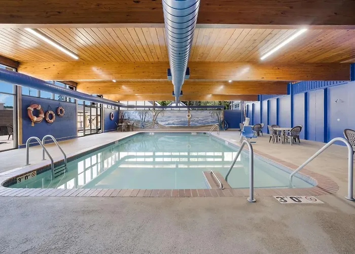 Best Western Riverfront Inn Marinette