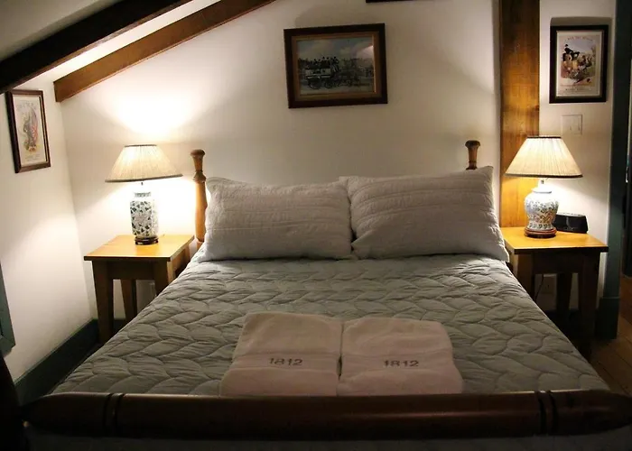 The Olde Angel Inn Niagara-on-the-Lake