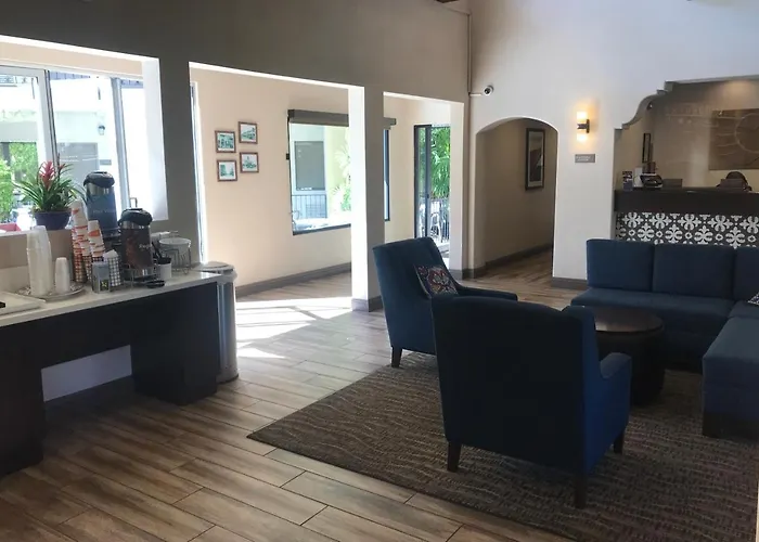 Comfort Inn & Suites Orange County John Wayne Airport Santa Ana