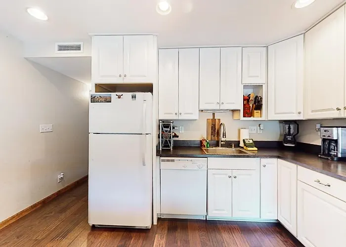 Mountainside Retreat Apartment Frisco