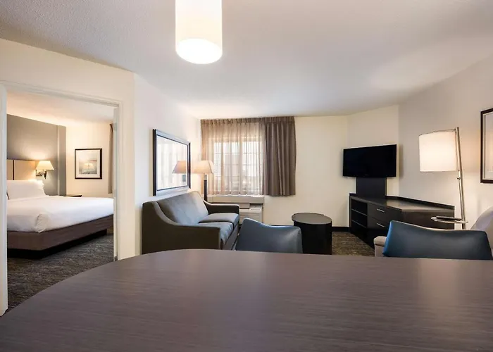 Sonesta Simply Suites Parsippany Morris Plains