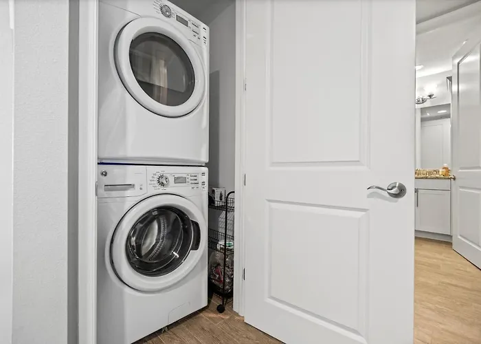 Sight & Sound Apartment Bradenton