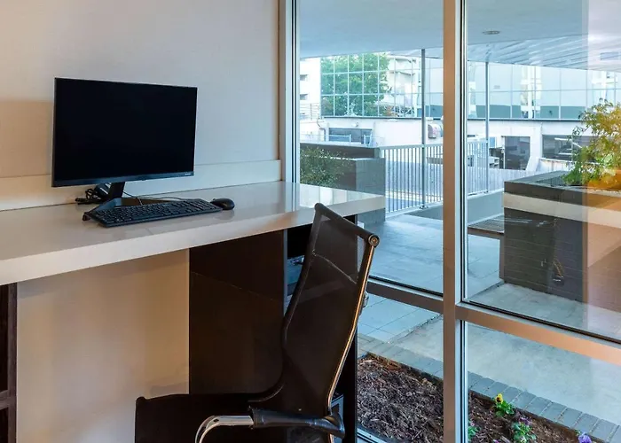 La Quinta Inn & Suites By Wyndham Tulsa Downtown - Route 66