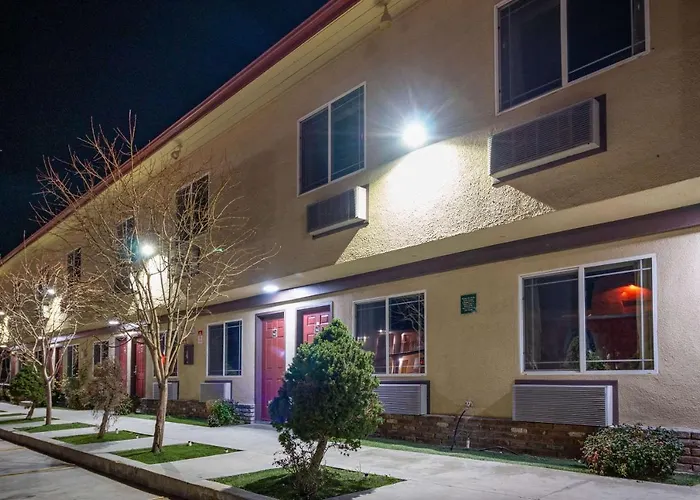 Quality Inn Bishop Near Mammoth