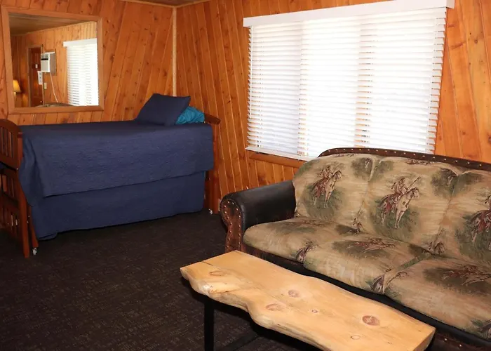 Yellowstone Valley Inn Wapiti