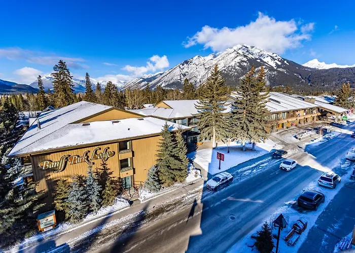 Banff Park Lodge