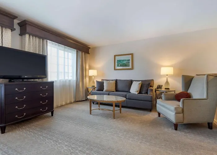 Best Western Plus Vineyard Inn And Suites Penn Yan