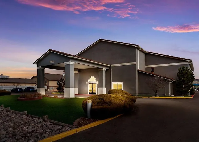 Surestay Hotel By Best Western Grants