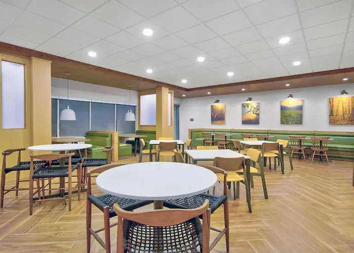 Fairfield By Marriott Inn & Suites Cincinnati North West Chester