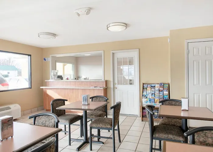 Oyo Hotel Tulsa International Airport