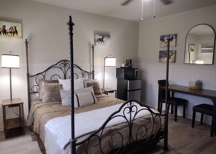 Shamrock Cove Inn Ocala