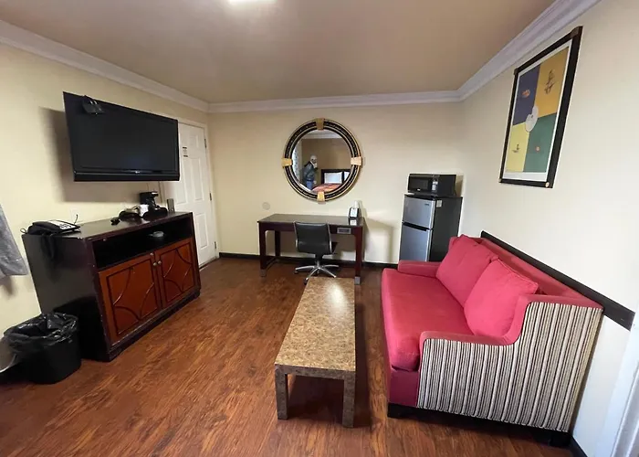 Lamplighter Motel Clearlake