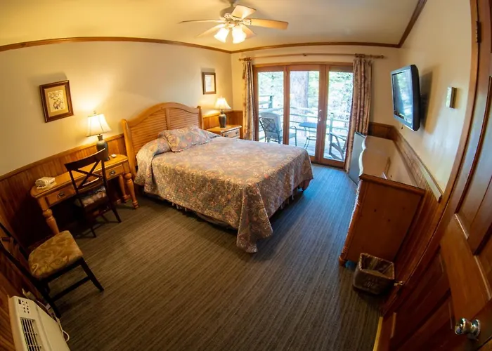 Narrow Gauge Inn Fish Camp